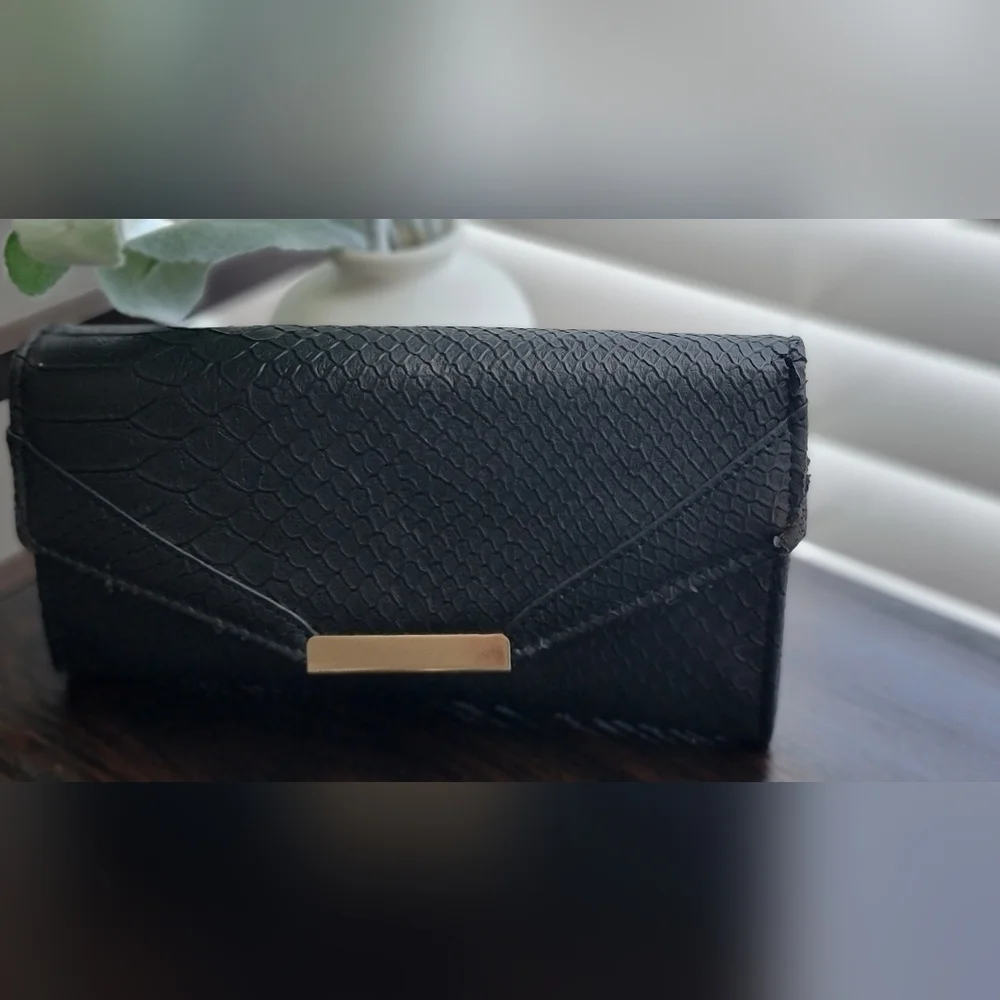 Black Wallet